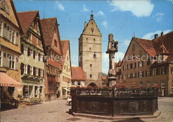 Dinkelsbuehl Löwenbrunnen Stadttor