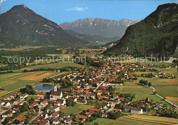 Flintsbach Inn mit Kaisergebirge Fliegeraufnahme