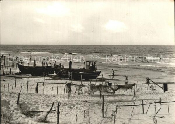 Ueckeritz Usedom Fischerstrand Fischkutter Netze