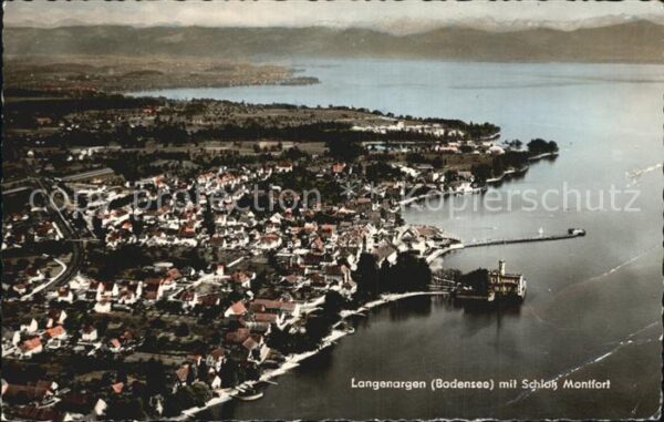 Langenargen Bodensee Fliegeraufnahme mit Schloß Montfort