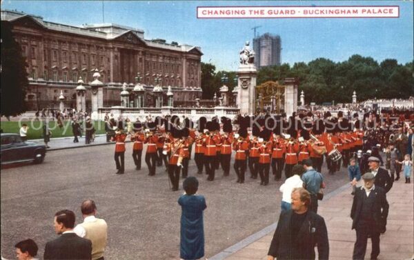Leibgarde Wache Changing the Guard Buckingham Palace Lo