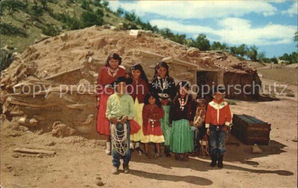 Indianer Native American Indian Family on the Reservation