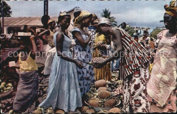 Typen Afrika Marchande d_Ananas Pineapples