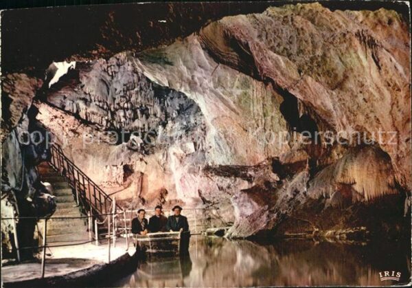 Hoehlen Caves Grottes Remouchamps Embarquement