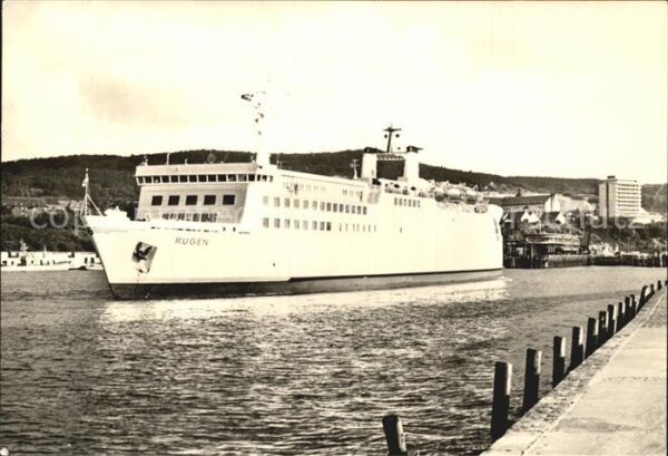 Faehre Ferry Bac Traghetto-- Rügen Hafen Sassnitz