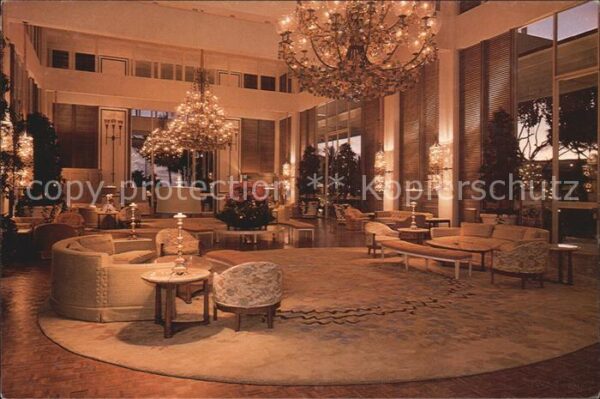 Honolulu Kahala Hilton Hotel Foyer