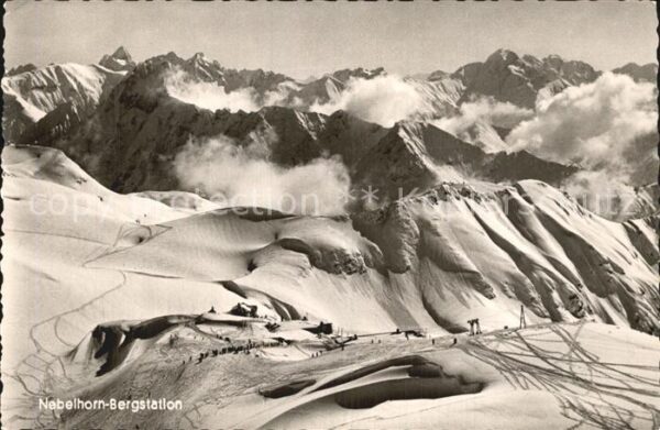 Nebelhorn Bergstation Skigebiet Alpenpanorama