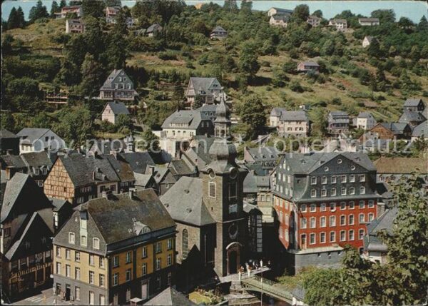 Monschau Evangelische Kirche und Rotes Haus