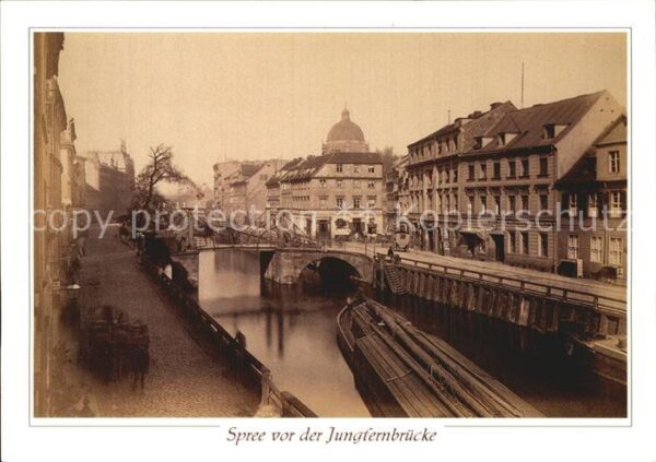 Spree Blick von der Jungfernbrücke an der Obe