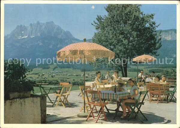 St Johann Tirol Gasthaus zur schönen Aussicht Terrasse