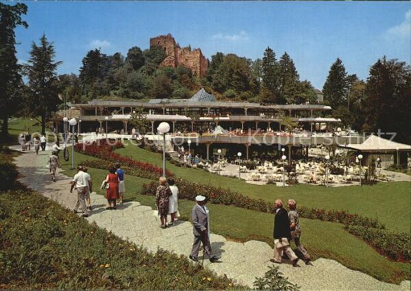 Badenweiler Kurmittelhaus Park Burgruine