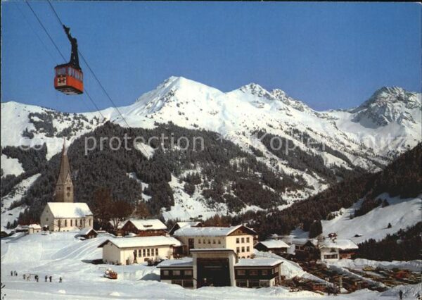 Mittelberg Kleinwalsertal Walmendingerhorn Bahn mit Kuhgehrenspit