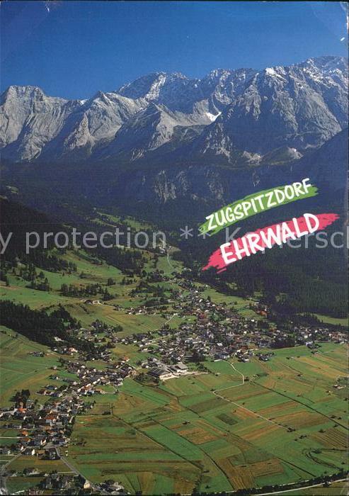 Ehrwald Tirol mit Mieminger Hochgebirge Fliegeraufnah