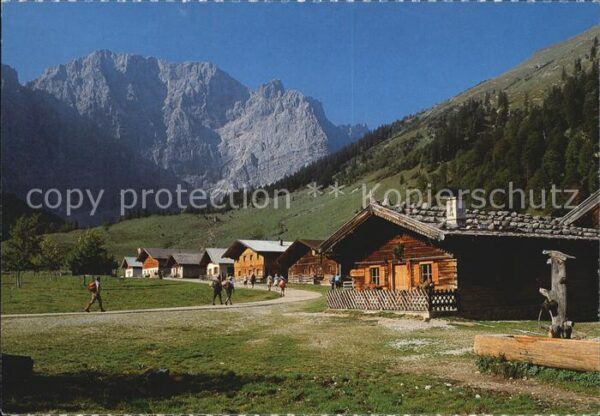 Eng Karwendel Engalm am Gr Ahornboden mit Grubenkarsp