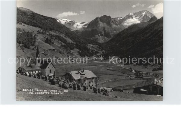 Val Pusteria Suedtirol Riva di Tures verso Vedrette Gigante