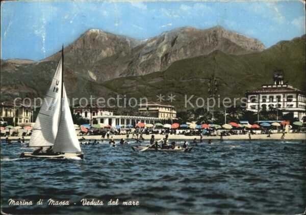 Marina di Massa Segelboot Strand