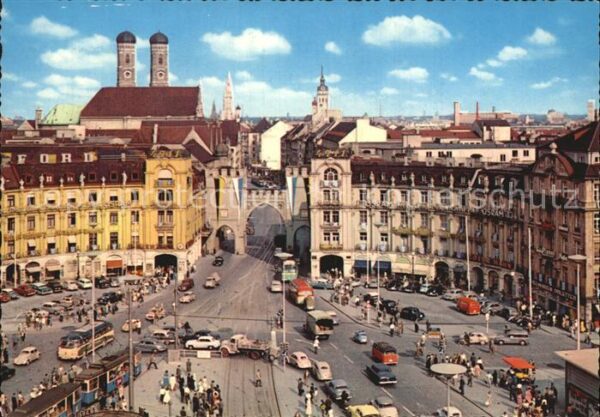 Muenchen Stachus Karlstor