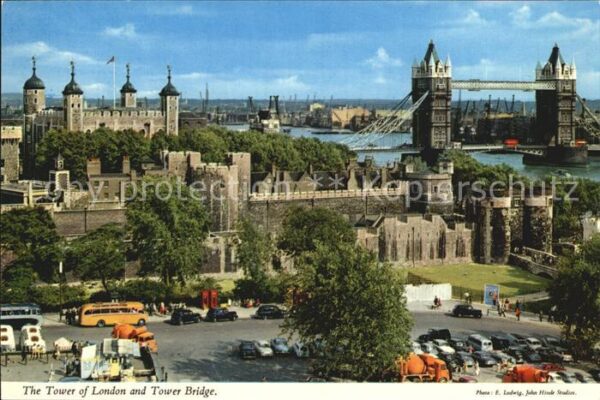 London Tower of London and Tower Bridge River