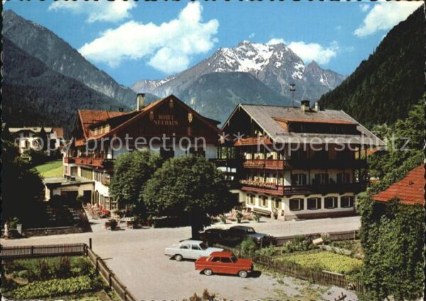 Mayrhofen Zillertal Hotel Neuhaus Blick zum Grünberg Alpen