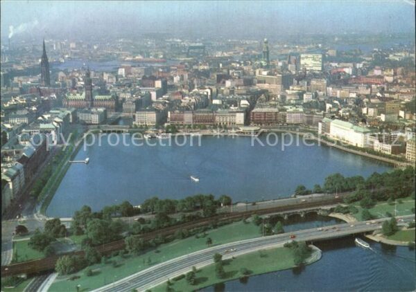 Hamburg Binnenalster und City Fliegeraufnahme