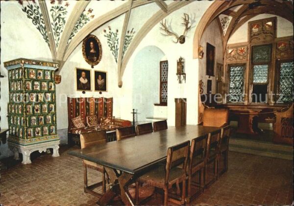 Burg Eltz Fahnensaal im Rodendorfer Haus