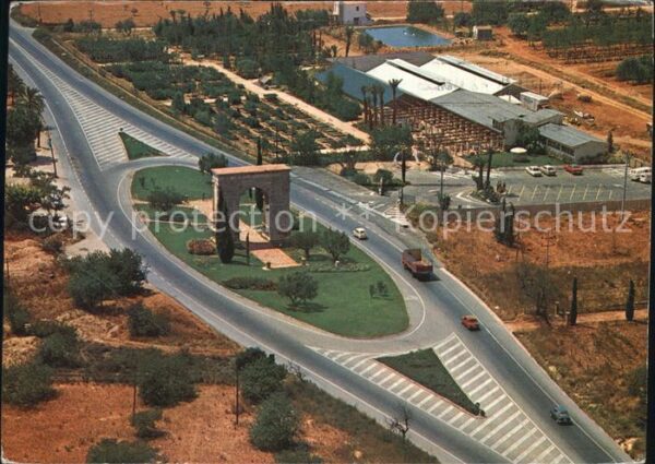 Tarragona Fliegeraufnahme Arco de Bara Garden Cen