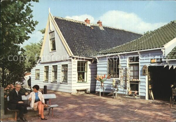 Broek Waterland Kerkplein