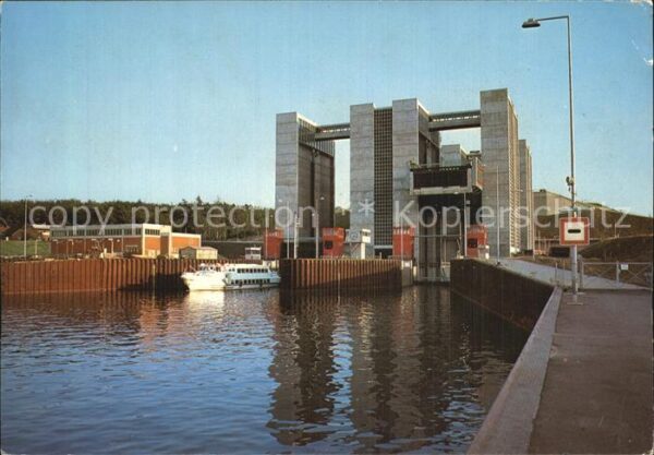 Scharnebeck Lueneburg Schiffshebewerk