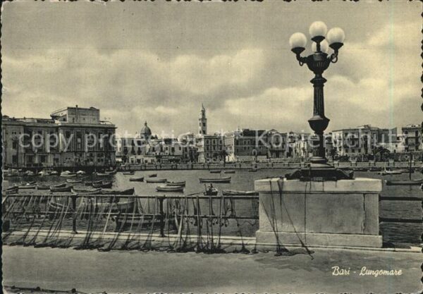 Bari Puglia Seepromenade