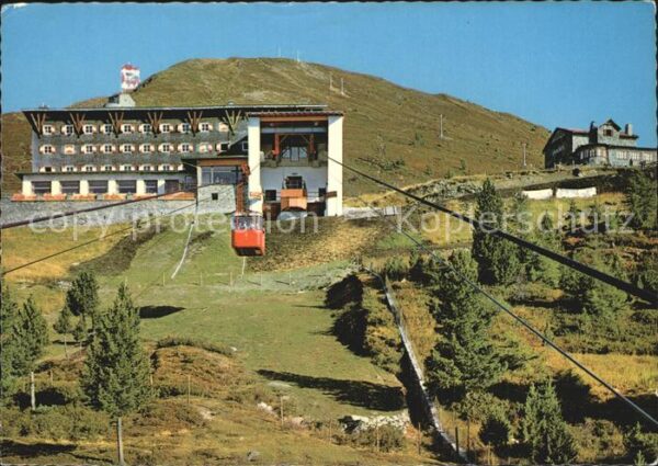 Igls Tirol Patscherkoflbahn mit Berghotel Schutzha