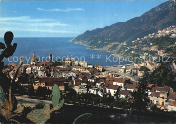 Vietri sul Mare Küste von Amalfi