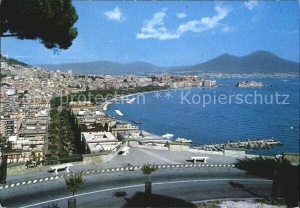 Napoli Neapel Gesamtansicht