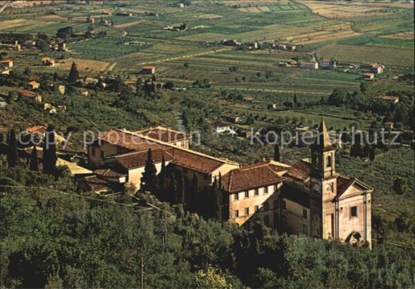 Cortona Fliegeraufnahme mit Kirche
