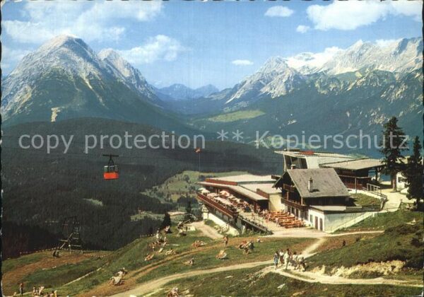 Seefeld Tirol Rosshütte mit Hohe Munde und Zugspitze