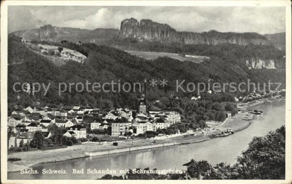 Bad Schandau Panorama mit Schrammsteinen Elbsandstei