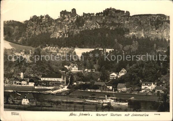 Rathen Saechsische Schweiz Blick über die Elbe mit Lokomotive Fels