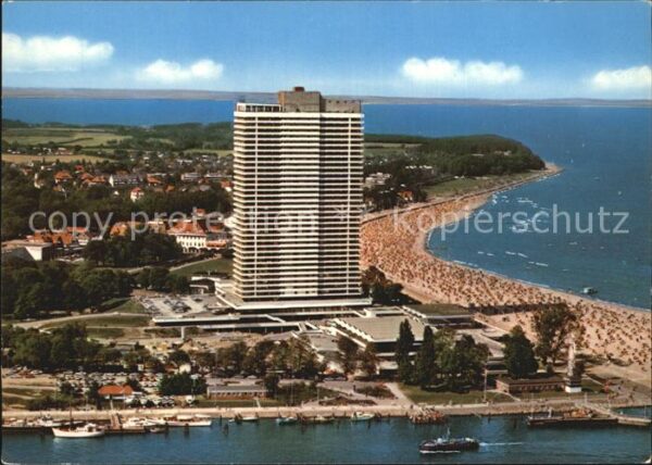 Travemuende Ostseebad Fliegeraufnahme Hotel Neptun