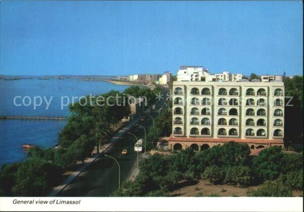 Limassol Generalansicht Uferstrasse Hotel Meerbl