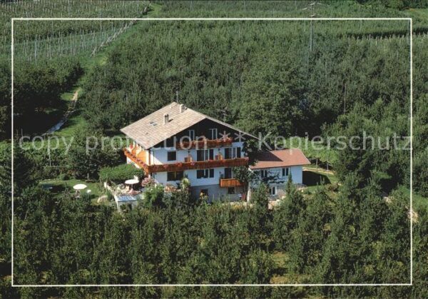 Dorf Tirol Garni Rebhof Fliegeraufnahme