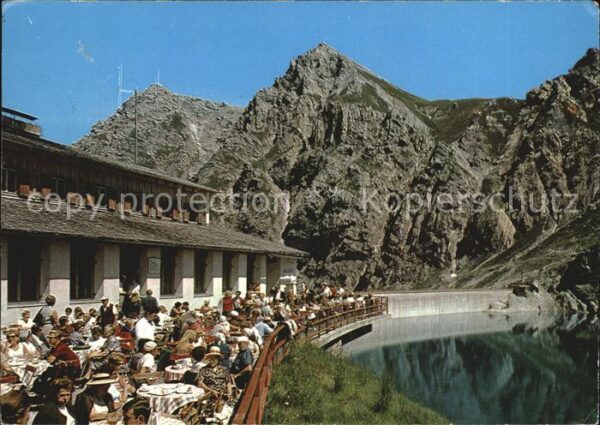 Vandans Vorarlberg Lünersee Douglashütte Terrasse
