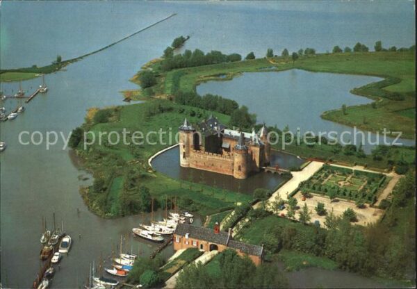 Muiden Rijksmuseum Muiderslot Luchtopname Schl