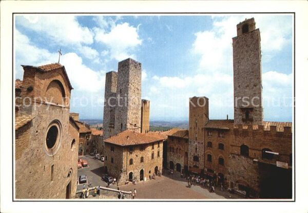 San Gimignano Piazza del Duomo