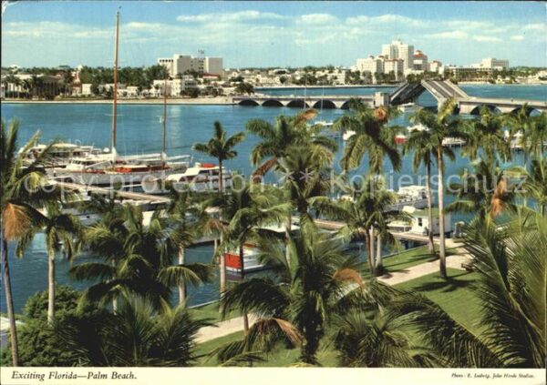 Palm Beach Brückenpartie mit Hafen