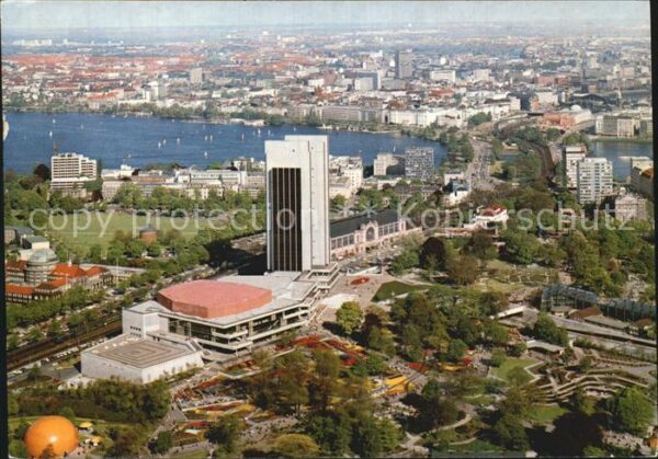 Hamburg Blick vom Fernsehturm auf Congress Cent