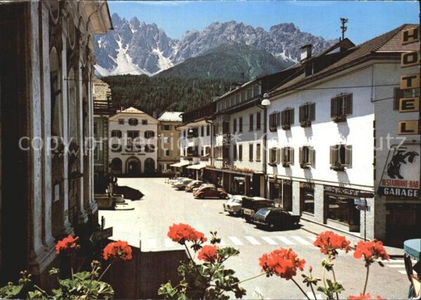 Innichen Suedtirol Ortspartie