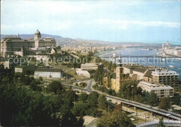 Budapest Donaupartie mit Budaer Burg