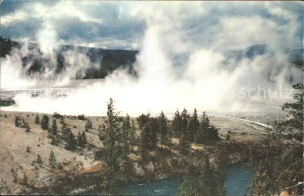 Geysire Vulcans Geysers Vulkane Crater and Overflow of Excelsior Geyser