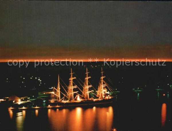Segelschiffe Passat bei Nacht Travemünde