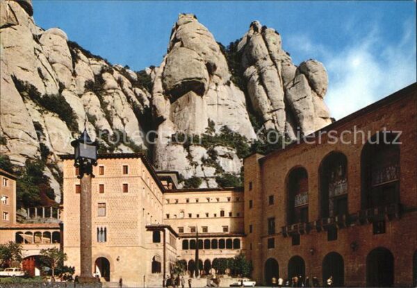 Montserrat Kloster Plaza del Monasterio