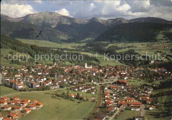 Oberstaufen mit Hochgrat und Rindalphorn Fliegerauf